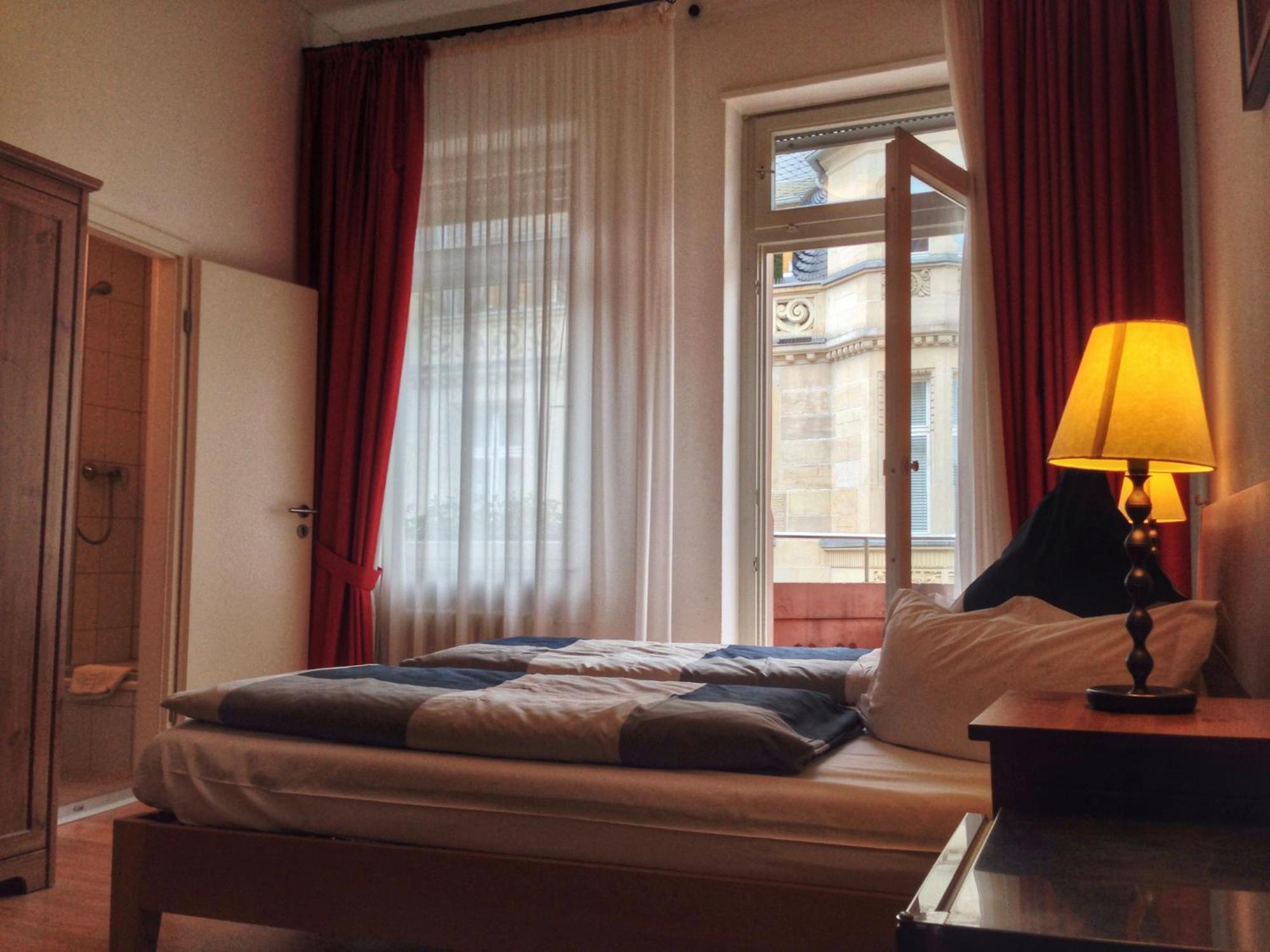 The Dubliner Hotel & Irish Pub Heidelberg Phòng bức ảnh